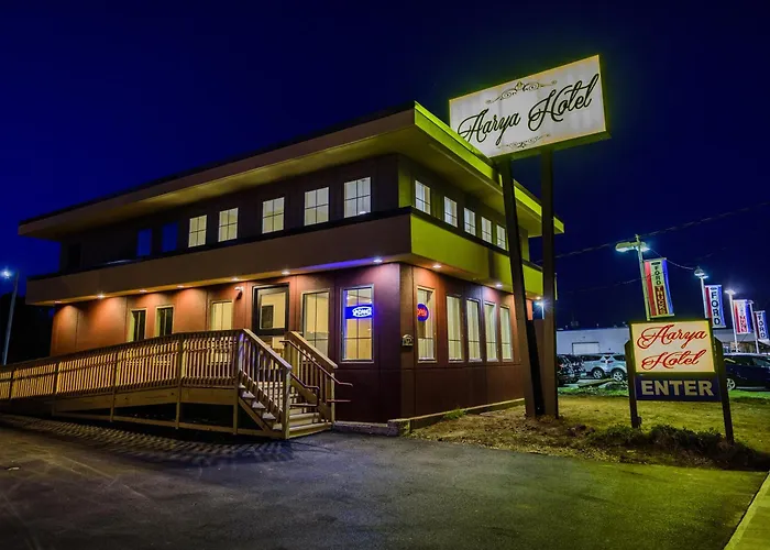 Aarya Hotel By Niagara Fashion Outlets